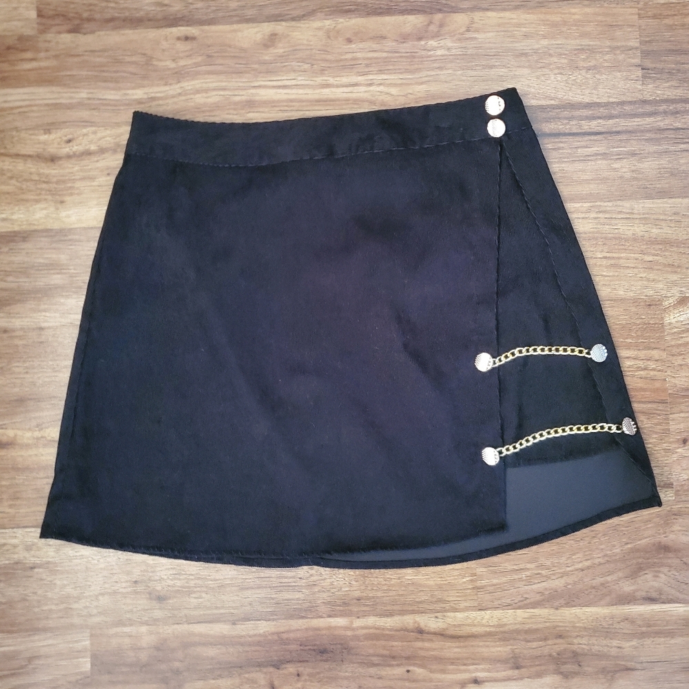 SHEIN Skirt Size Large Black Mini Corduroy